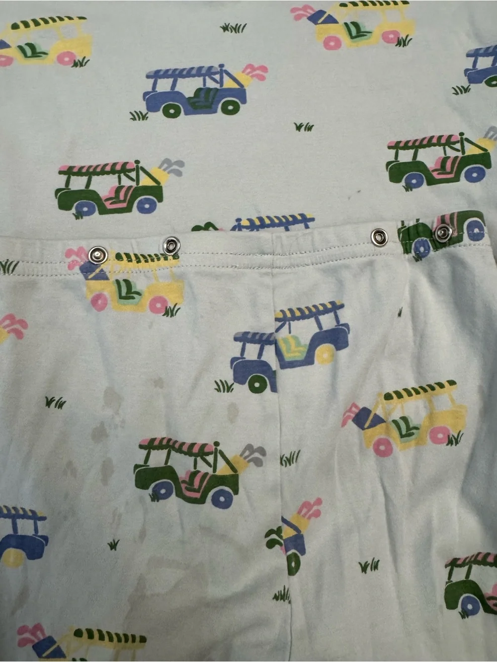 TBBC Yellow-Trim Kids Pajama Set with golf cart Print, size 7, well loved